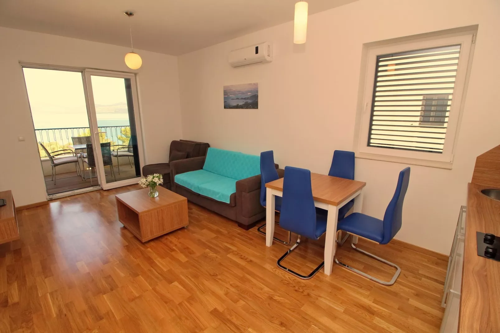 Apartments Kula - Comfort One Bedroom Apartment with Balcony and Sea View-B3