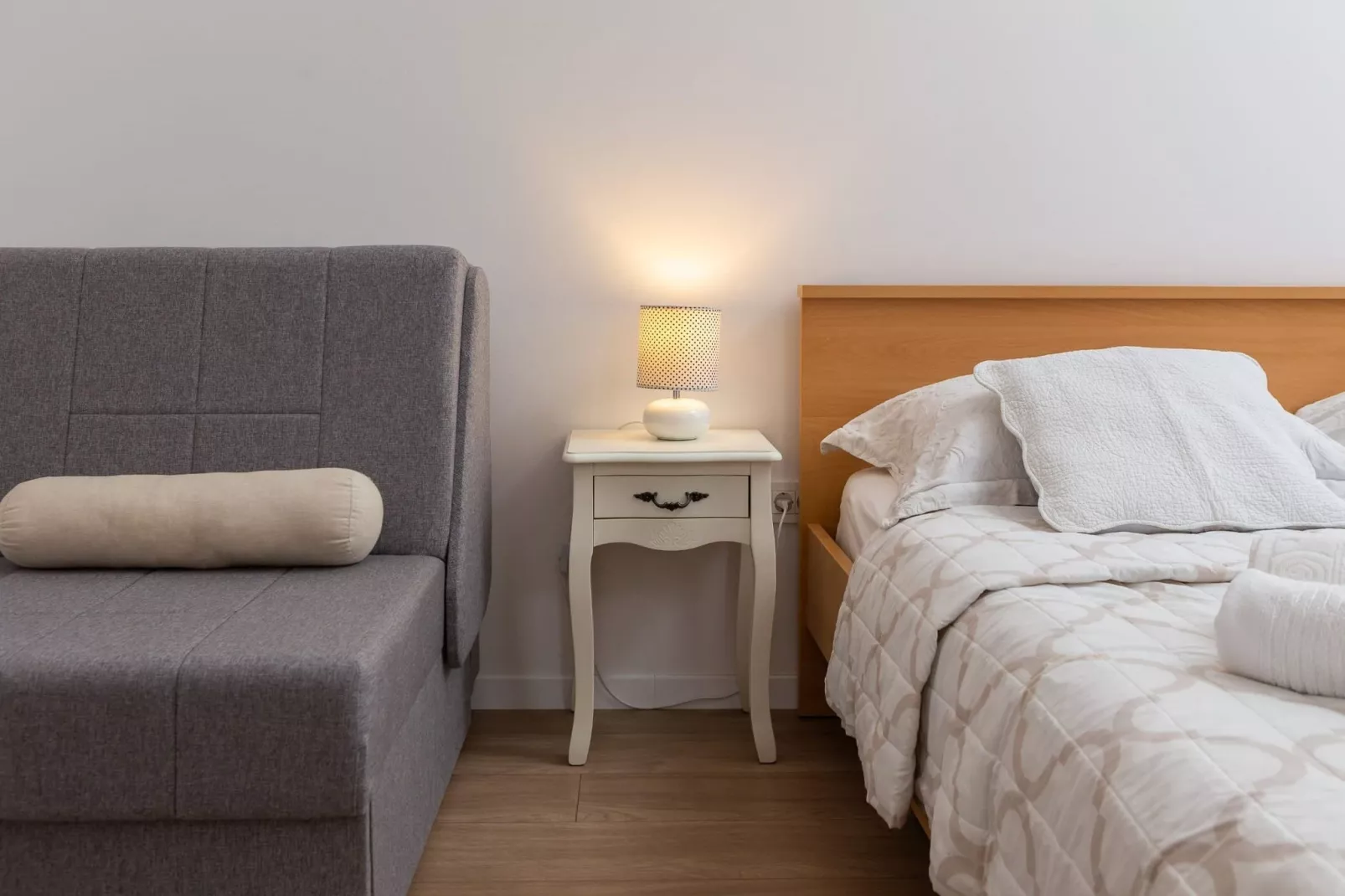 Apartments Tomas- Standard One Bedroom Apartment with Balcony (A2)