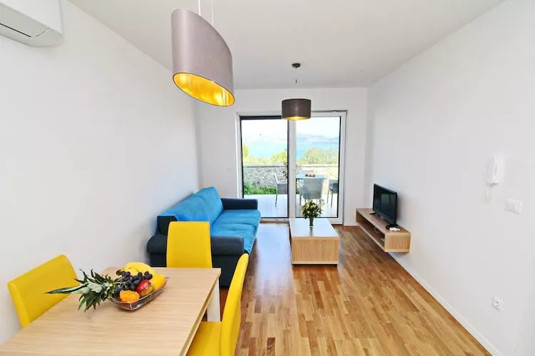 Apartments Kula - Two Bedroom Apartment with Terrace and Sea View C4