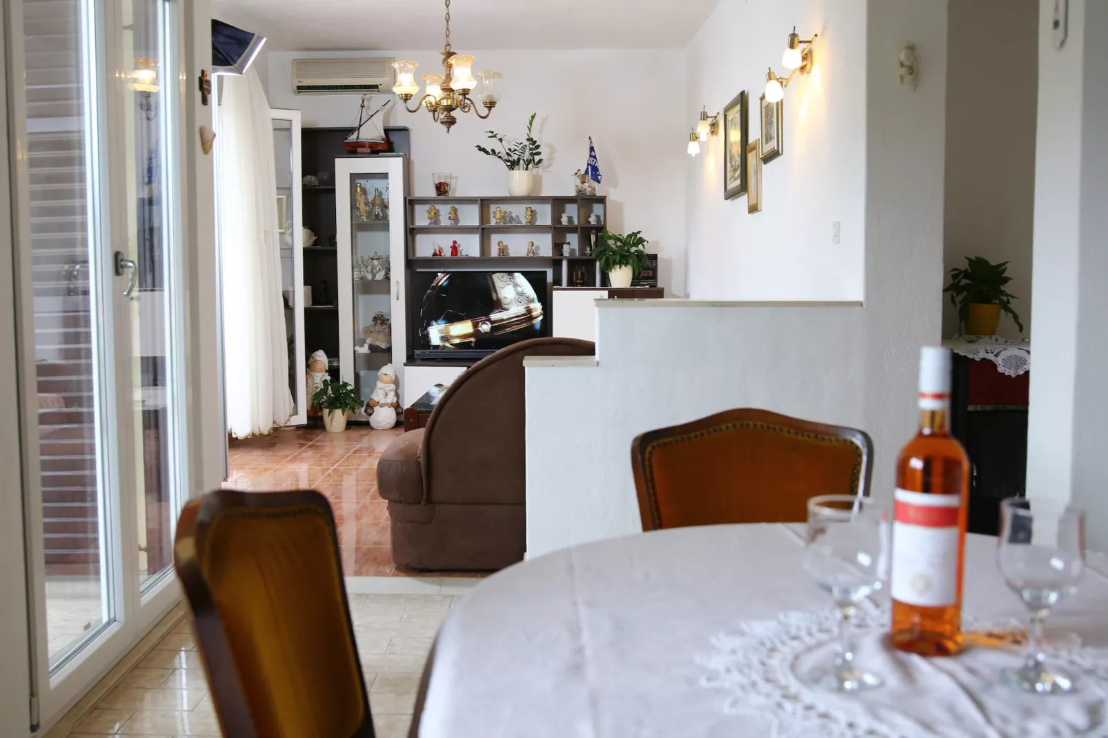 Apartments Boro - Three bedroom Apartment with Sea View (A1)-Eetkamer