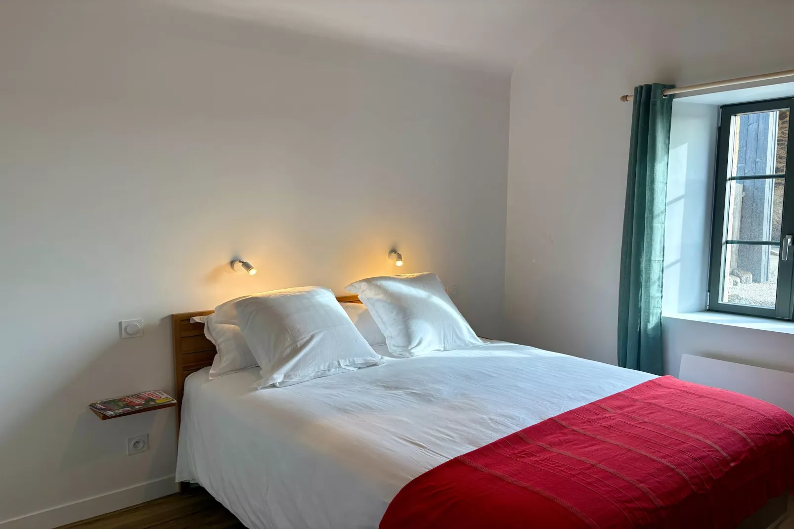 Joli gîte à Corseul-Slaapkamer