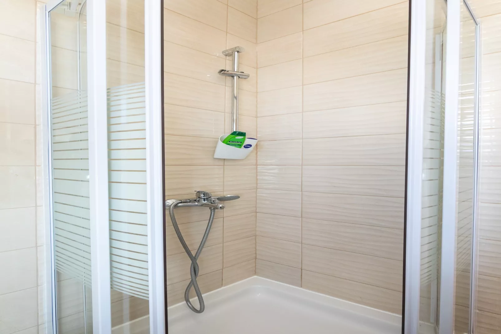 Apartments Franka - One Bedroom Apartment with Balcony and Sea View (A2+1)-Badkamer