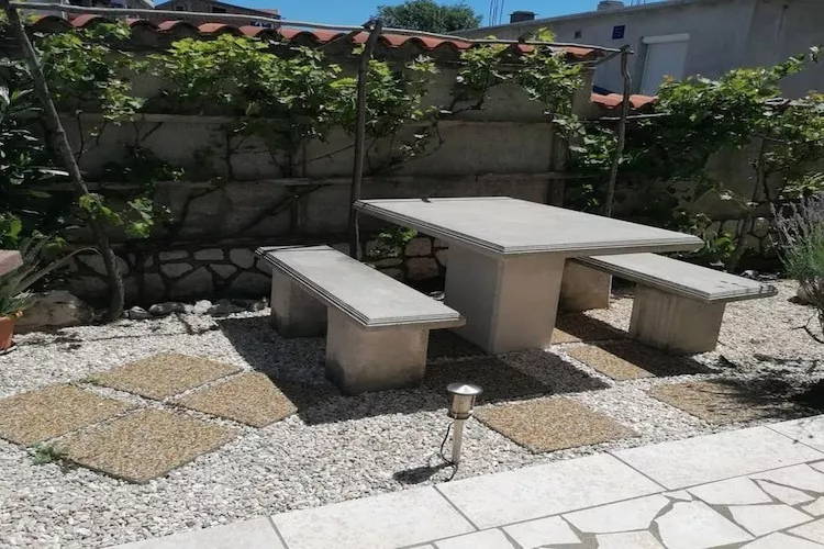 House Panorama - One Bedroom Apartment with Balcony and Sea View (Apartman 4)-Faciliteiten