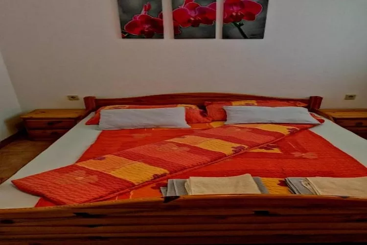 House Panorama - One Bedroom Apartment with Balcony and Sea View (Panoramahaus)-Slaapkamer