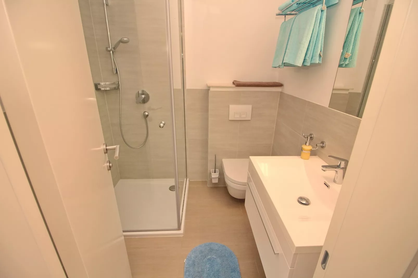 Apartments Kula - Comfort One Bedroom Apartment with Balcony and Sea View-B3-Badkamer