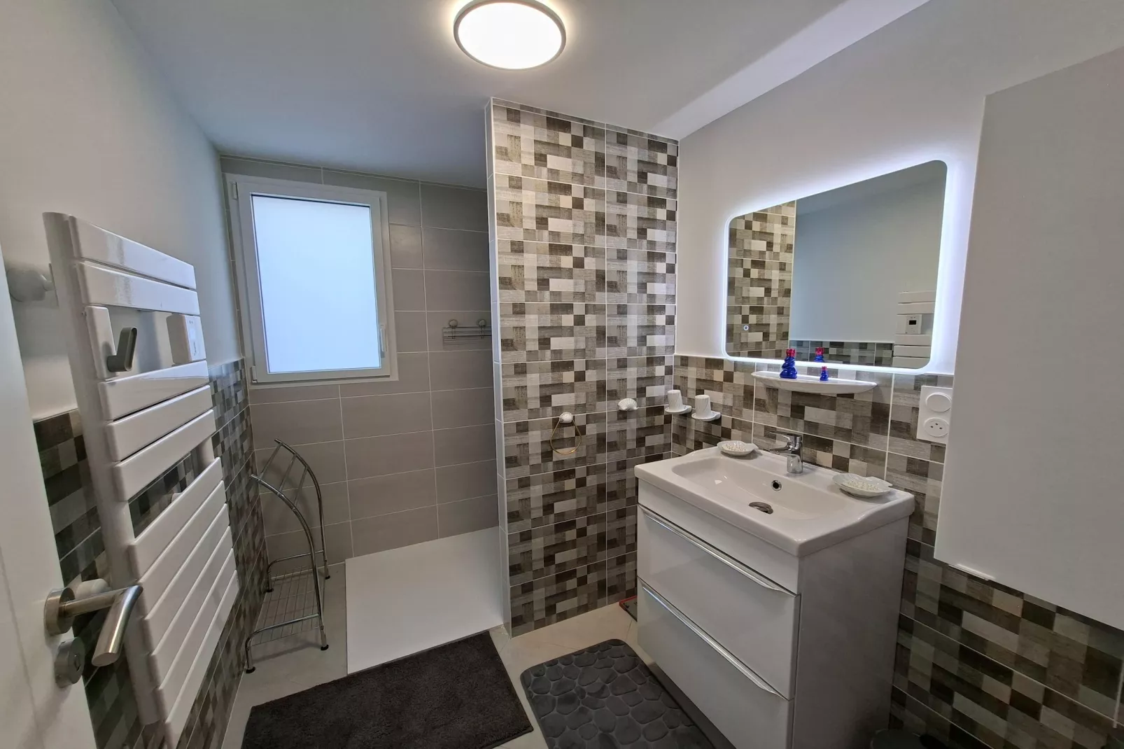 Ferienhaus in Plestin les Grèves-Badkamer