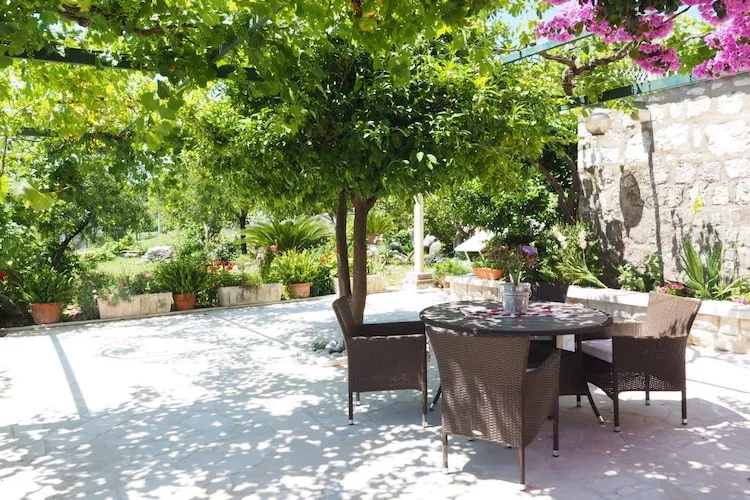 Apartments & Room Eva Slano - Double Room with Balcony and Sea View (Kamara)-Terras