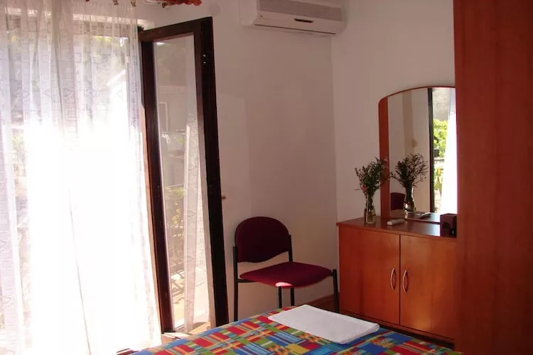 Apartments Magda - Duplex Three Bedroom Apartment with Balcony and Sea View (A1) - (ST)-Slaapkamer