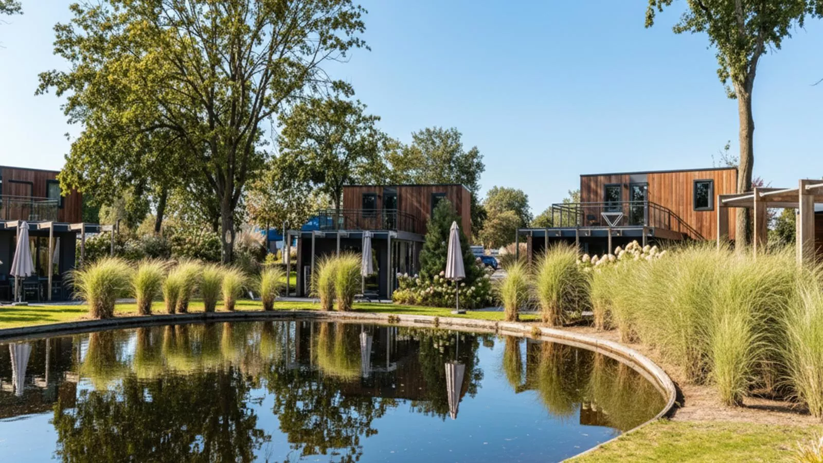 Het luxe droompaviljoen - Buitenkant zomer