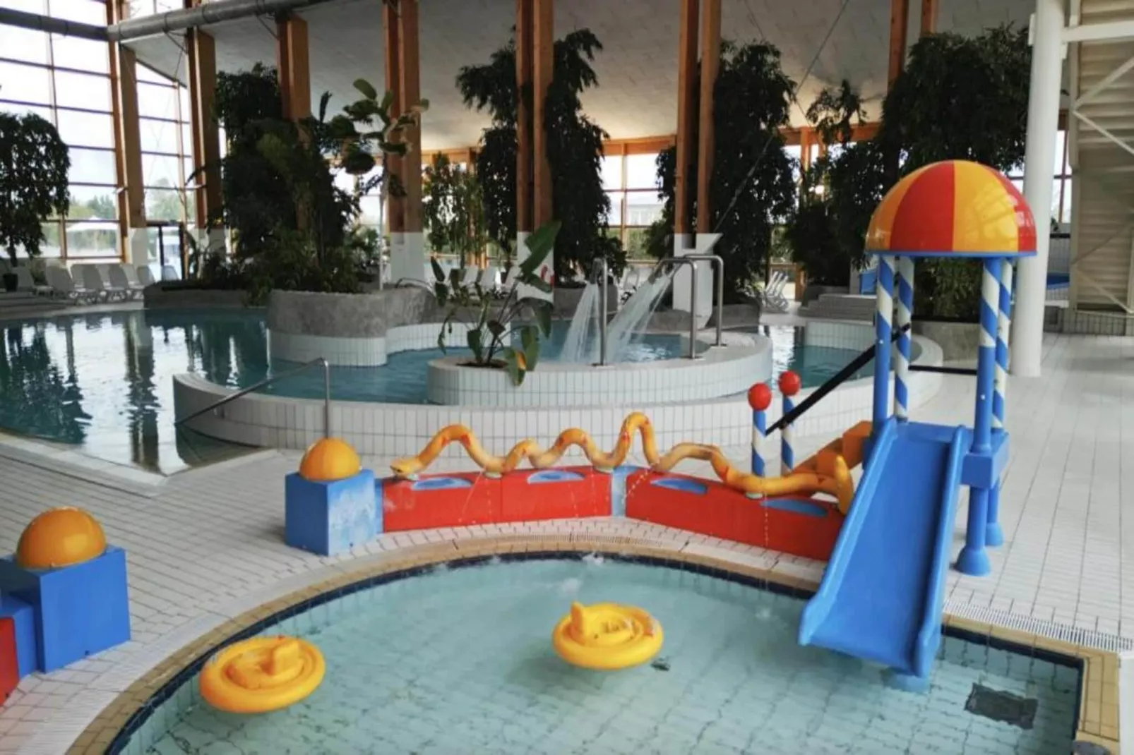 Rugen Deluxe 2 bedroom Apartment 3 guest-Zwembad