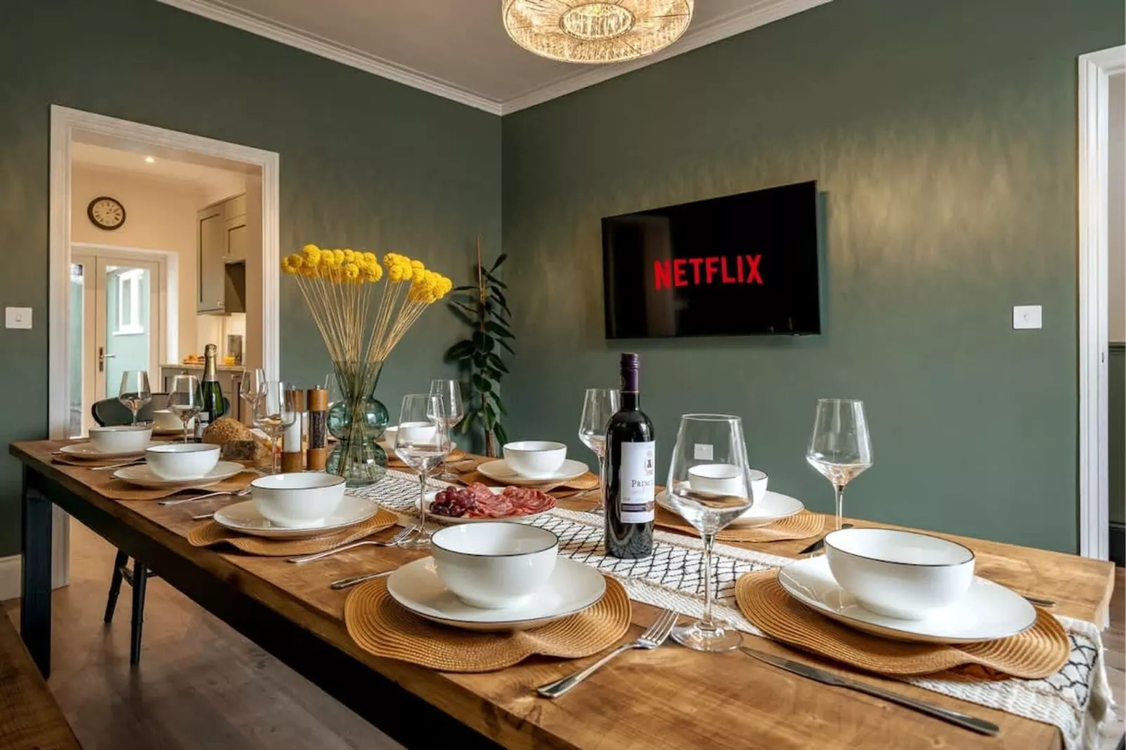 BS8 Bruton Pl 2-Eetkamer