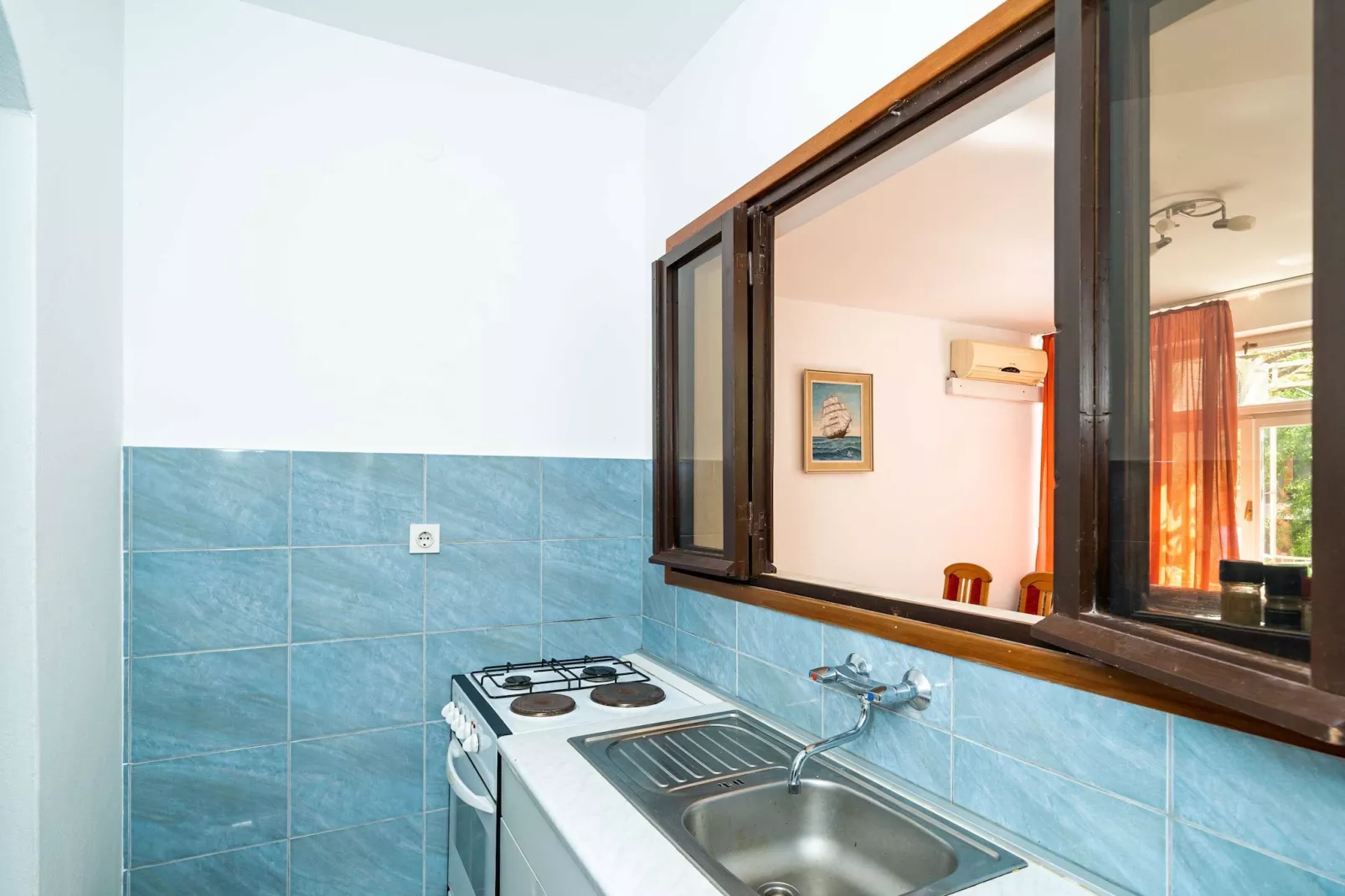 Apartments Klis -Two-Bedroom Apartment with Terrace - Keuken