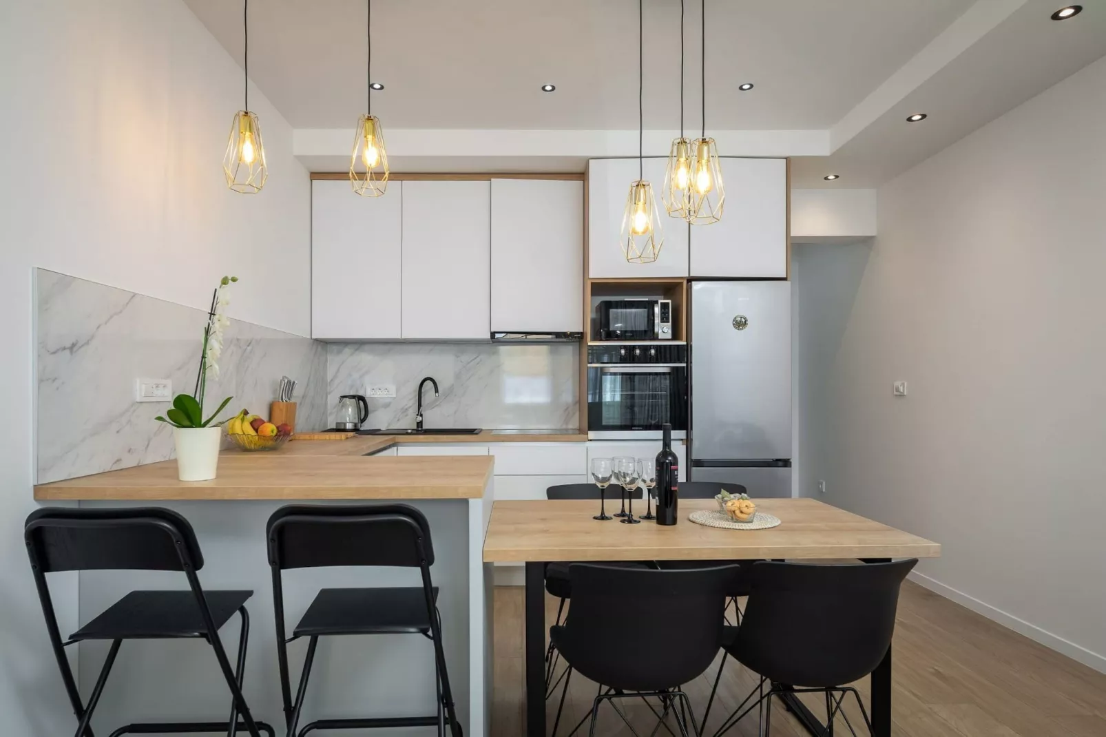 Apartments Tomas- Standard One Bedroom Apartment with Balcony (A2)-Keuken