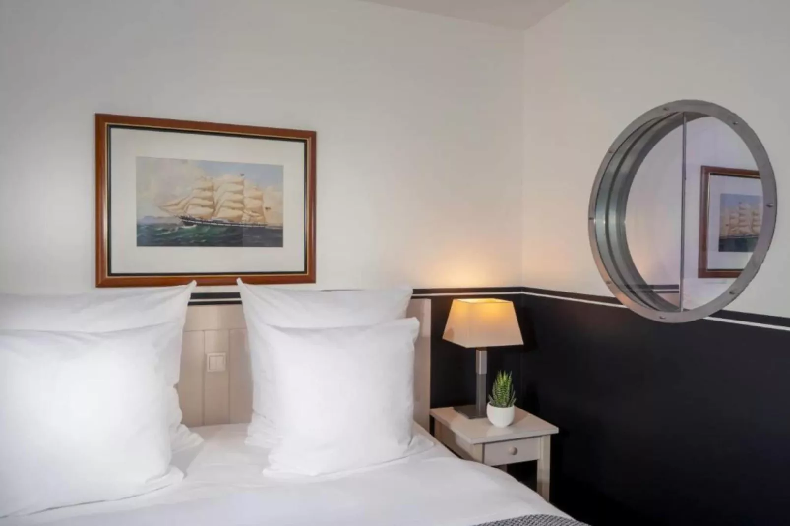 Hafendorf Standard Double Room-Slaapkamer