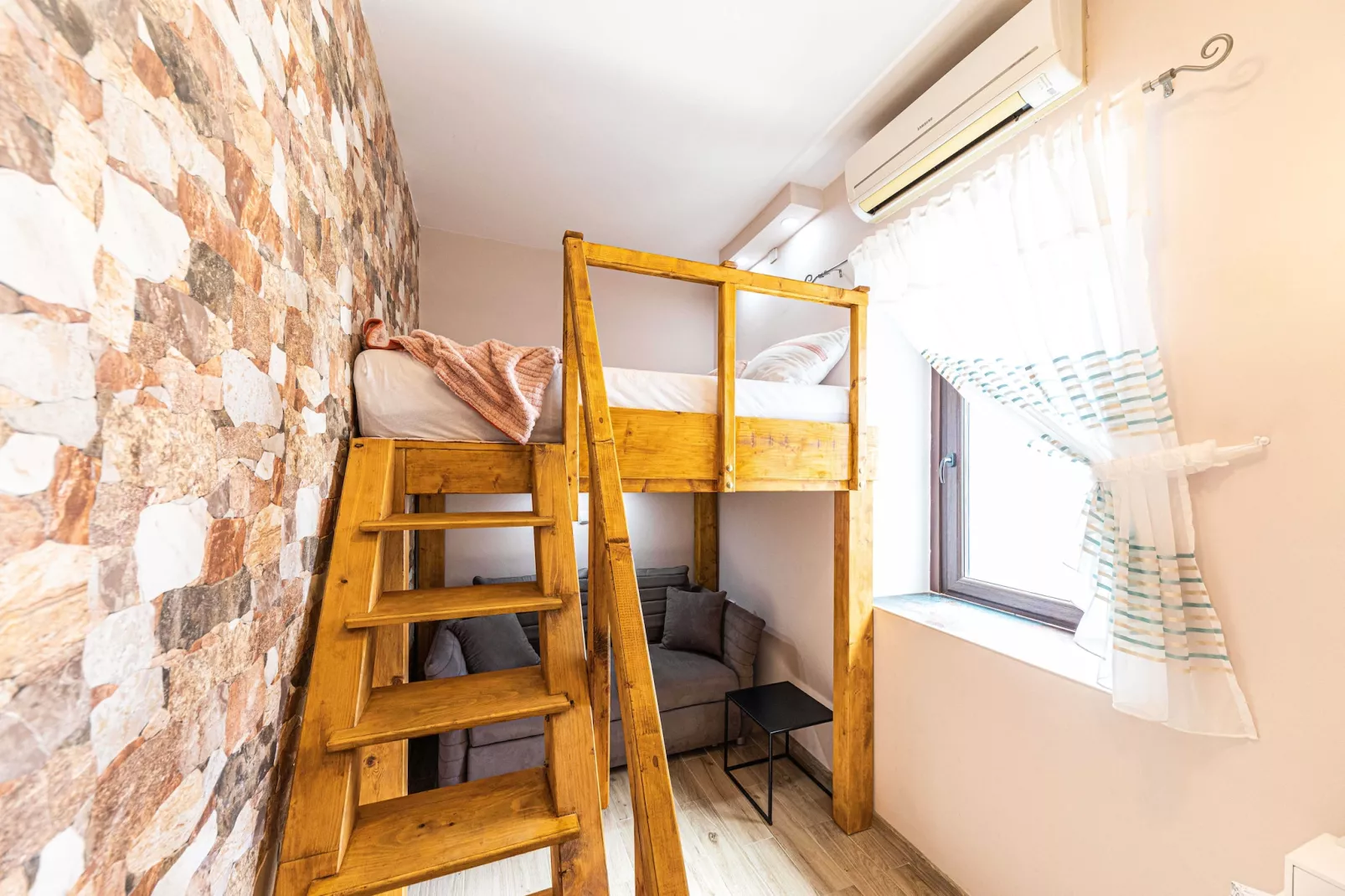 Apartments Keka - One Bedroom Apartment-Slaapkamer