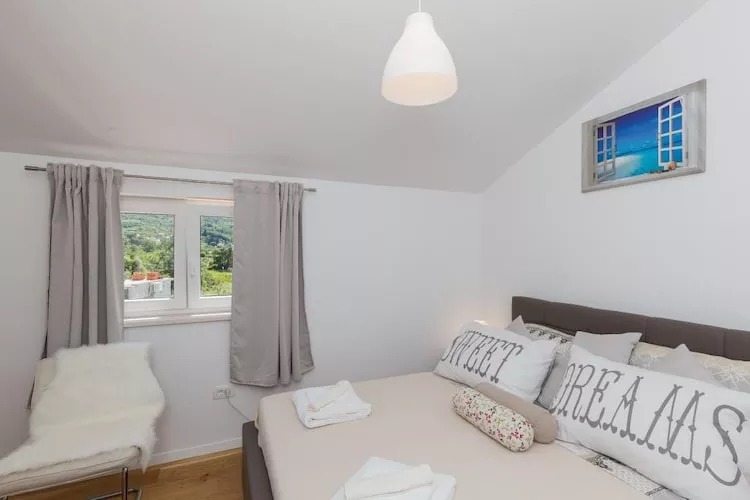 Apartment Green Oase - Three Bedroom Apartment with Balcony (A4+1)-Slaapkamer