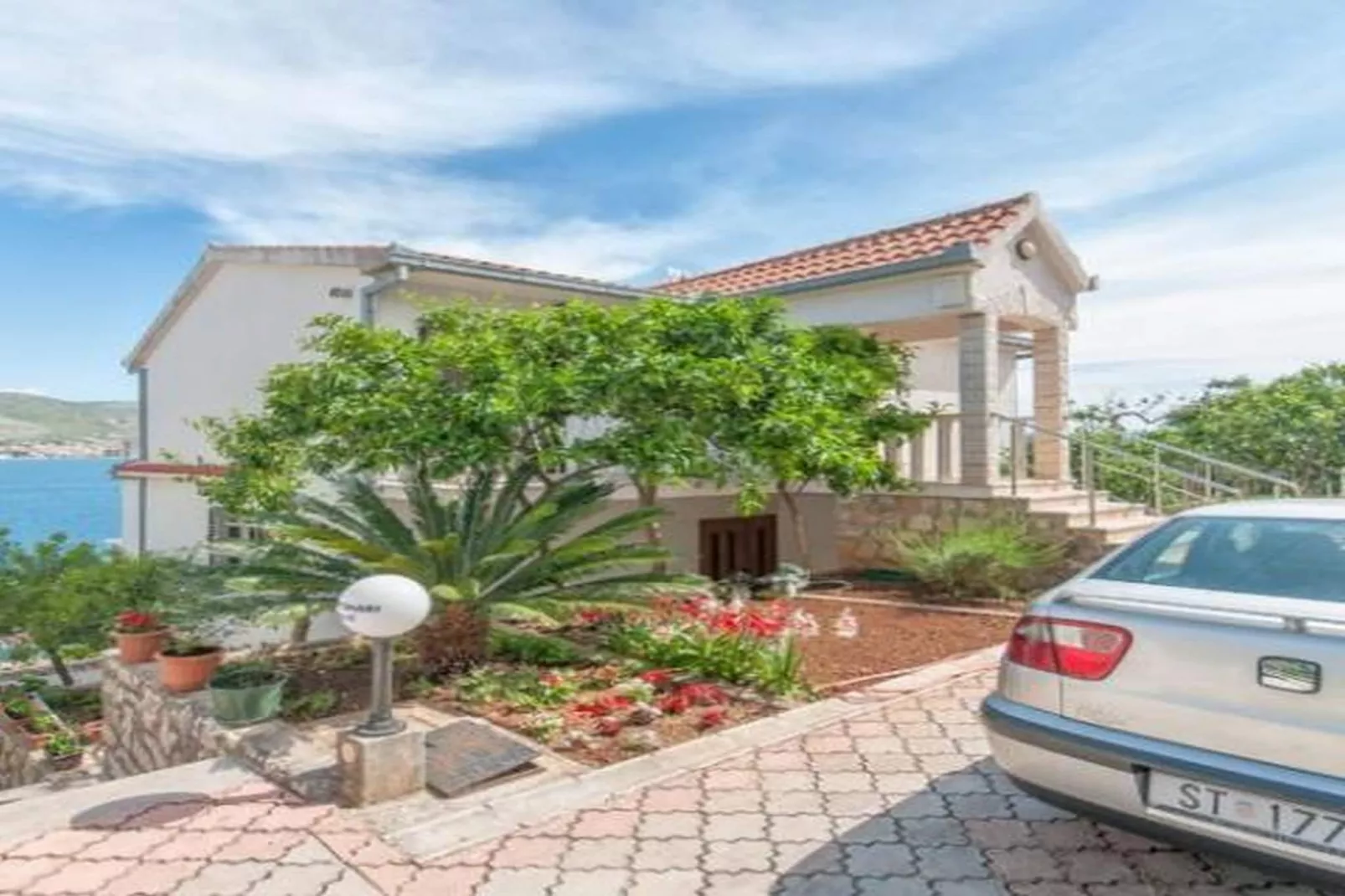 Apartments Marko - Three Bedroom Apartment with Terrace and Sea View (A6)-Buitenlucht