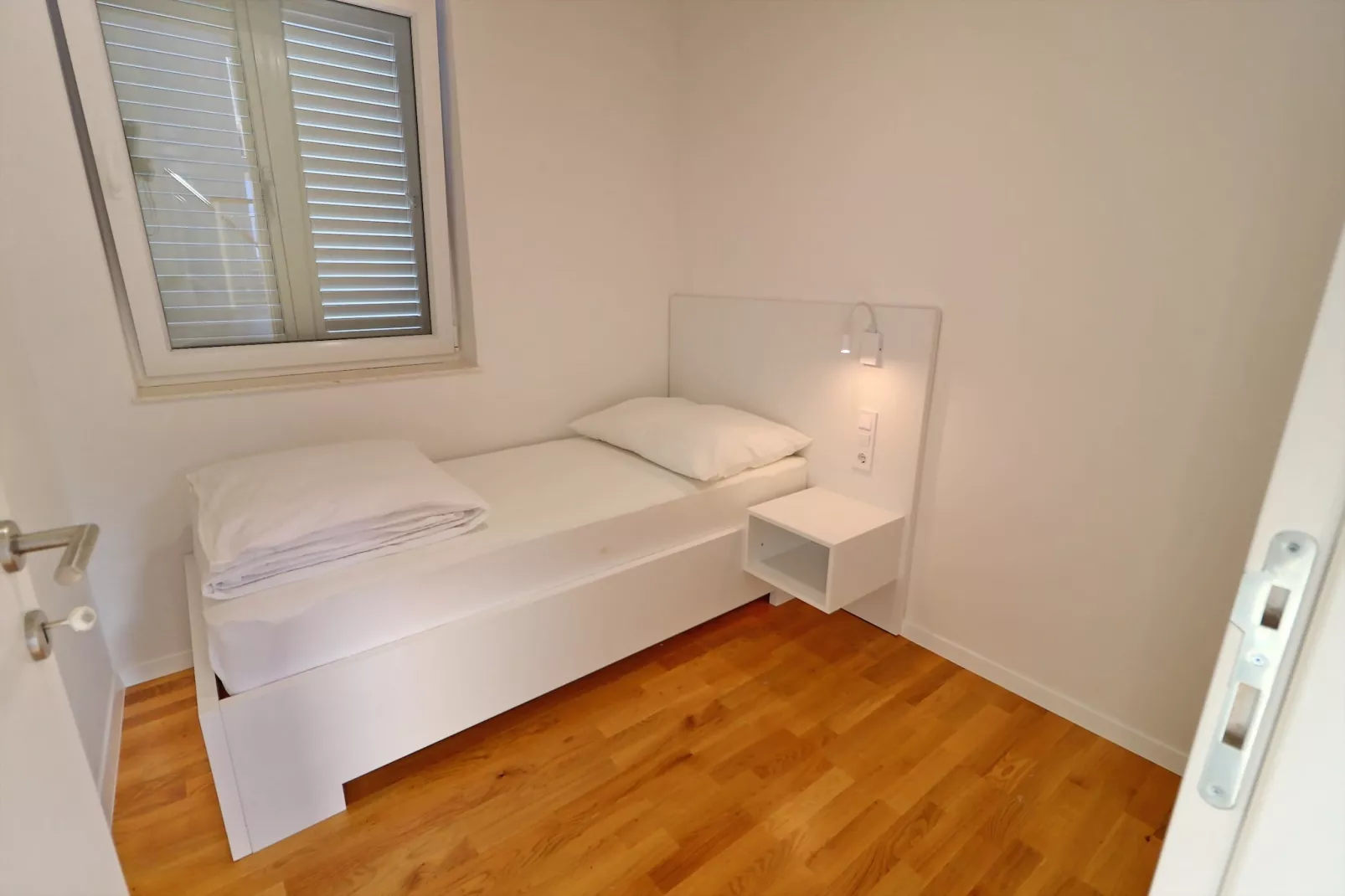 Villa E & D  - Four Bedroom Villa with Pool and Patio - Villa D-Slaapkamer