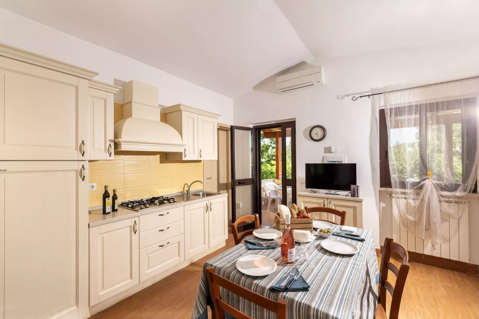 I Tesori del Sud - detached Villa - 5/6 pax-Keuken