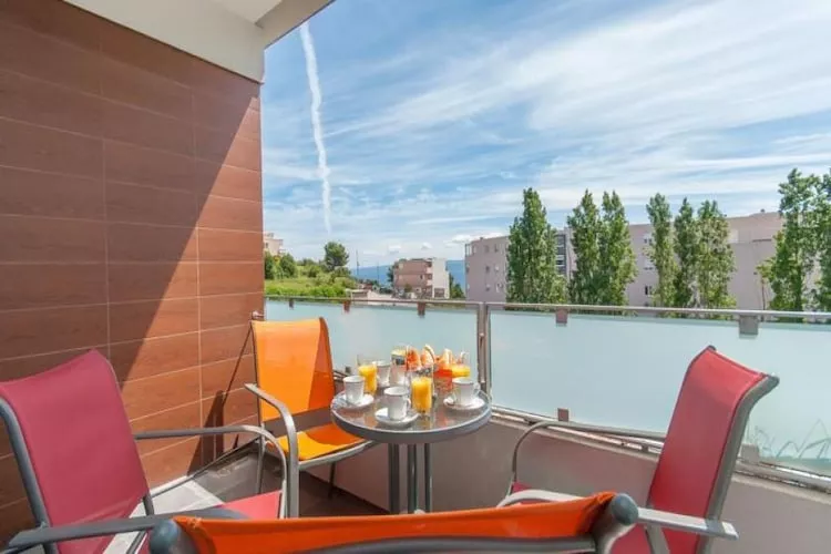 Apartments Nikolina (ST)- Comfort Two Bedroom Apartment(A1)-Terras