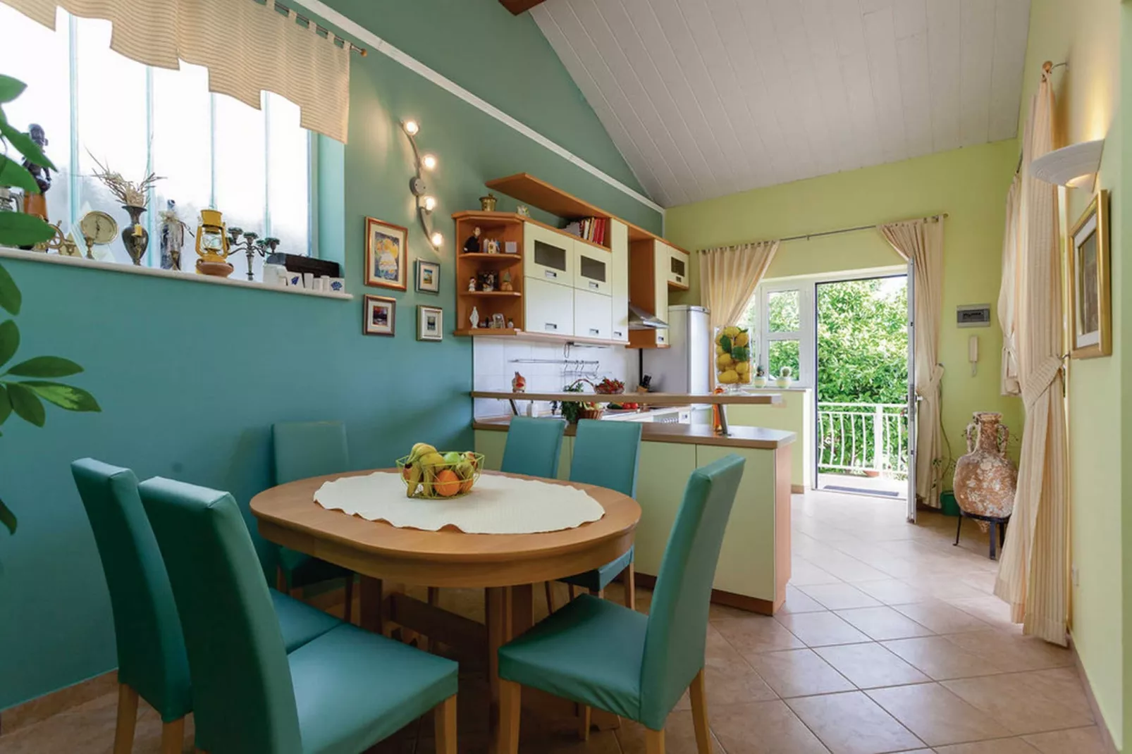 Apartments Ankora - Three bedroom apartment with terrace and sea view-Binnen