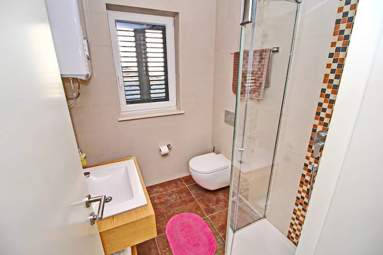 Apartments Kula - Two Bedroom Apartment with Terrace C2 - Badkamer