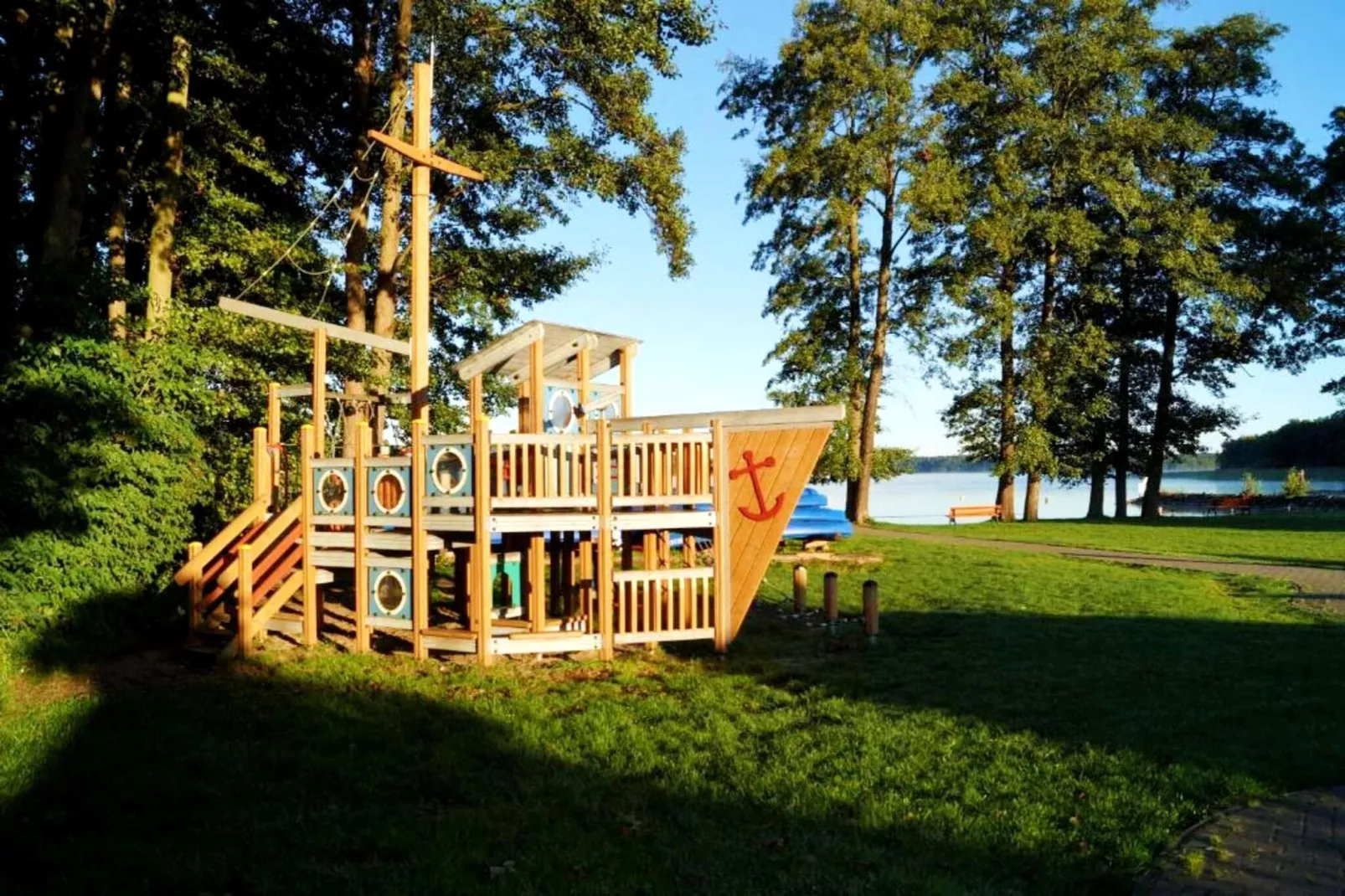 Hafendorf Suite-Tuinen zomer