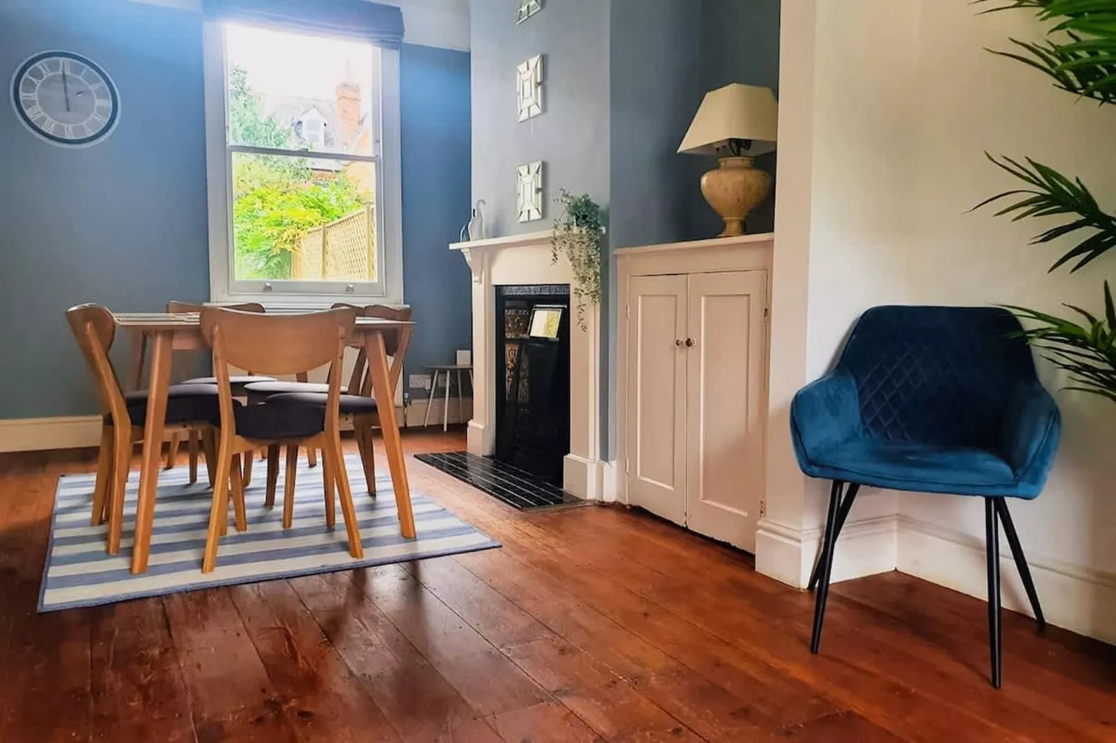 RG Donnington 30-Eetkamer