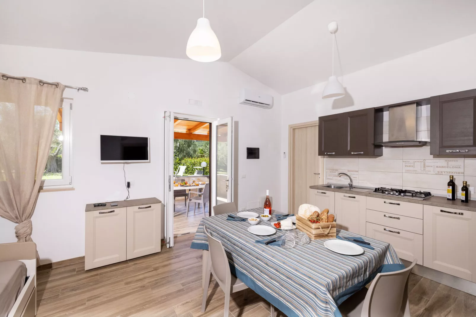 I Tesori del Sud - detached Villa 2 bathrooms - 5/6 pax-Keuken