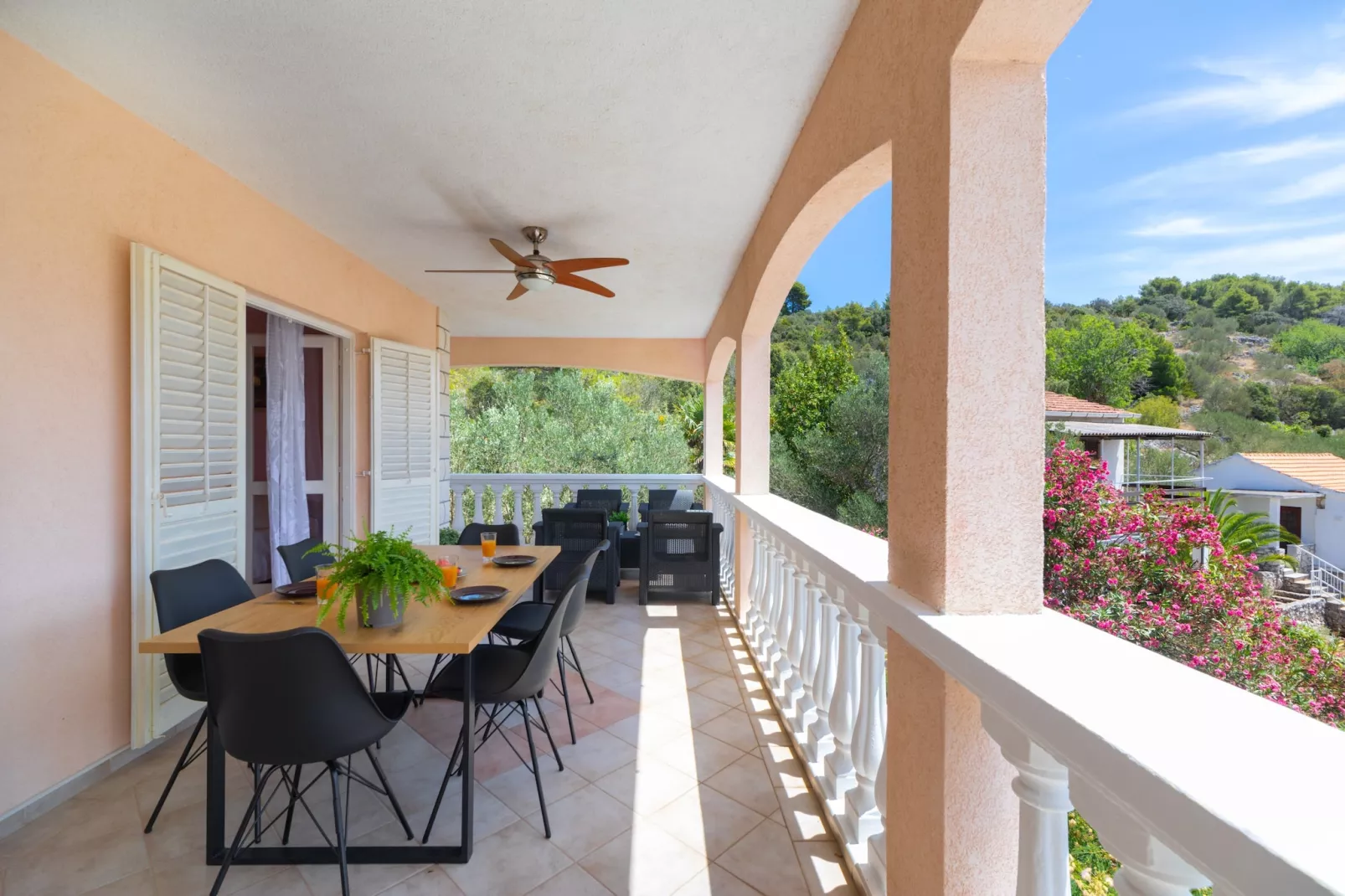 Holiday Home Diana - Two Bedroom Apartment with Terrace and Sea View-Terras