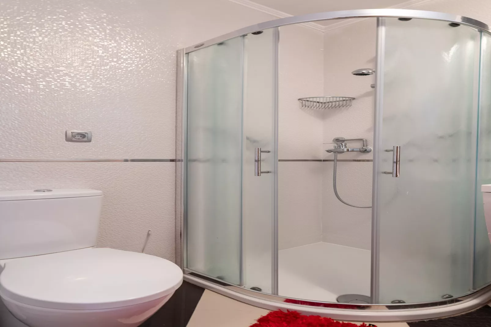 Apartment Viva la Vita - Two-Bedroom Apartment with Shared Pool-Badkamer