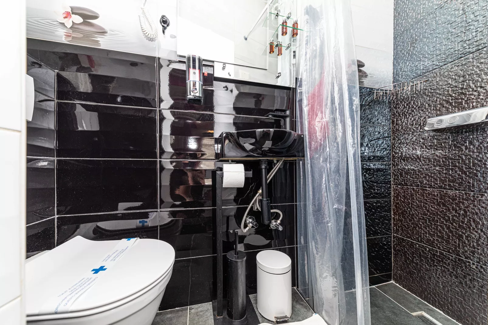 Apartments Keka - Studio Apartment-Badkamer