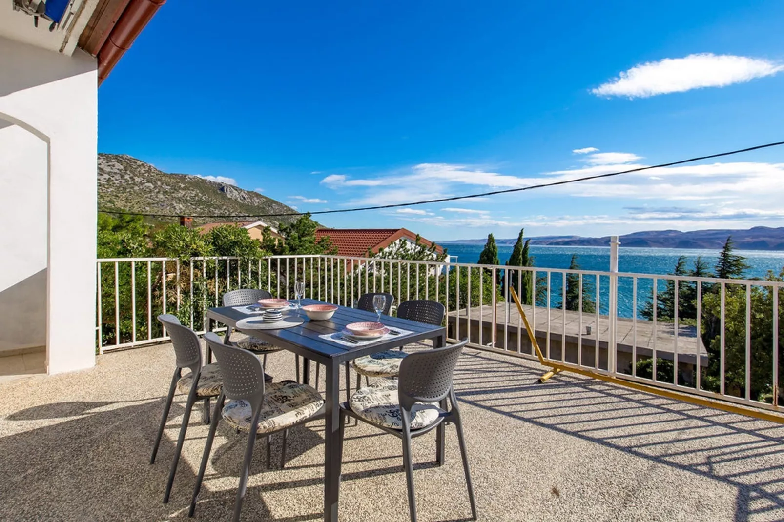 Apartments Sun 4 You - One Bedroom Apartment with Terrace and Sea View (Apartment 1) - Terras