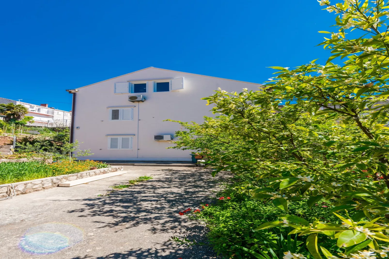 Apartments Terra - One Bedroom Apartment with Balcony and Garden View (MALI)-Buitenlucht