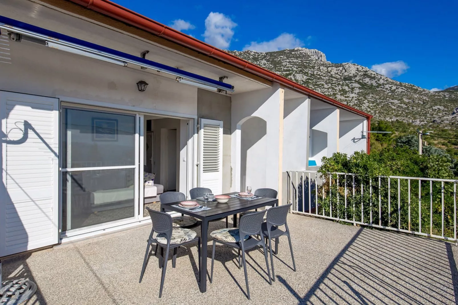 Apartments Sun 4 You - One Bedroom Apartment with Terrace and Sea View (Apartment 1) - Buitenlucht