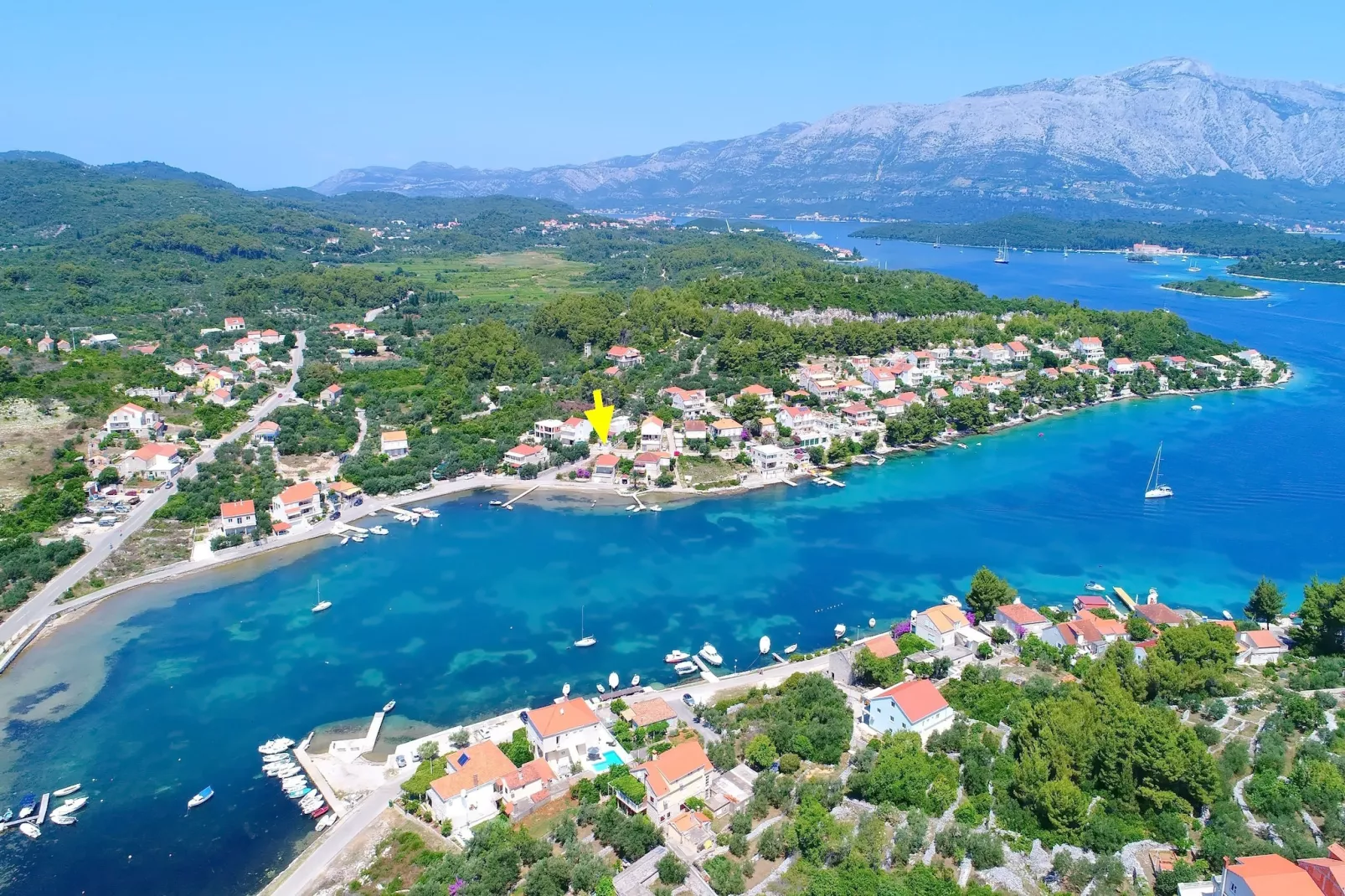 Apartments Radojković Lumbarda - Comfort Two Bedroom Apartment with Terrace and Sea View (A2)-Uitzicht