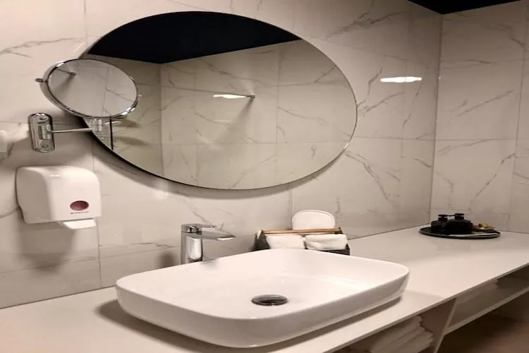 Boutique Apartment Petra - One Bedroom Apartment with Balcony-Badkamer