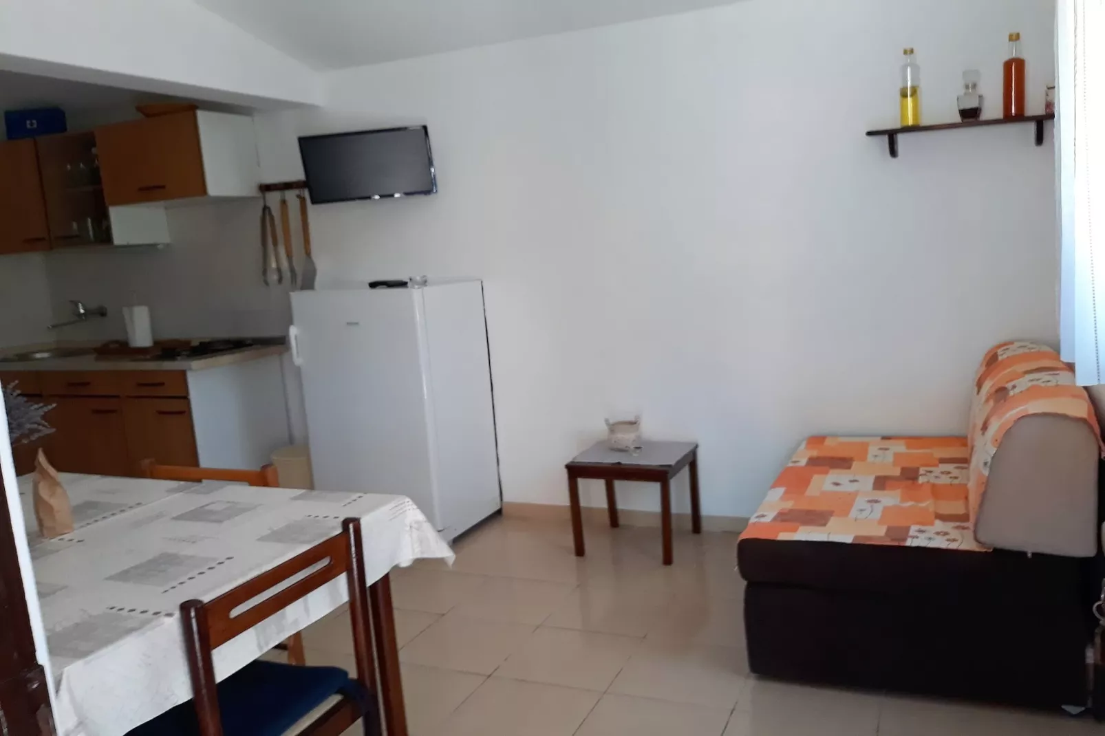 Stone House Oreb - Two Bedroom Holiday Home with Sea View-Binnen