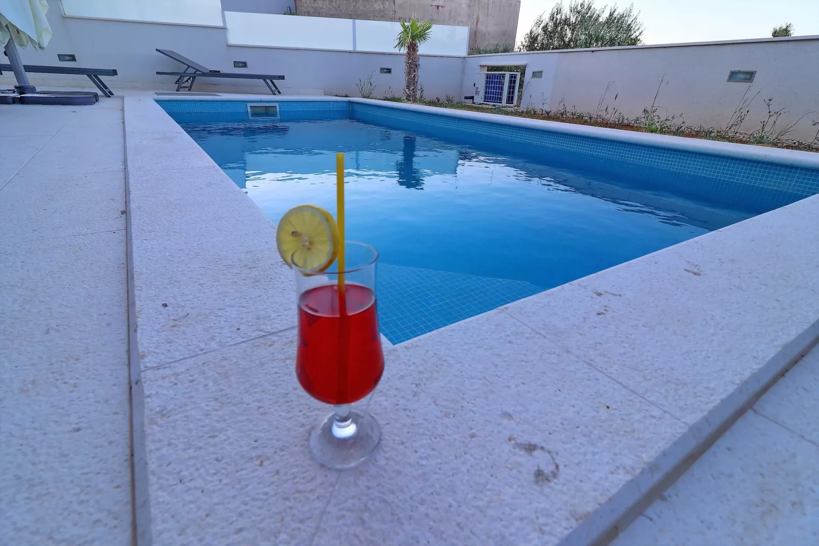 Villa E & D  - Four Bedroom Villa with Pool and Patio - Villa E-Zwembad