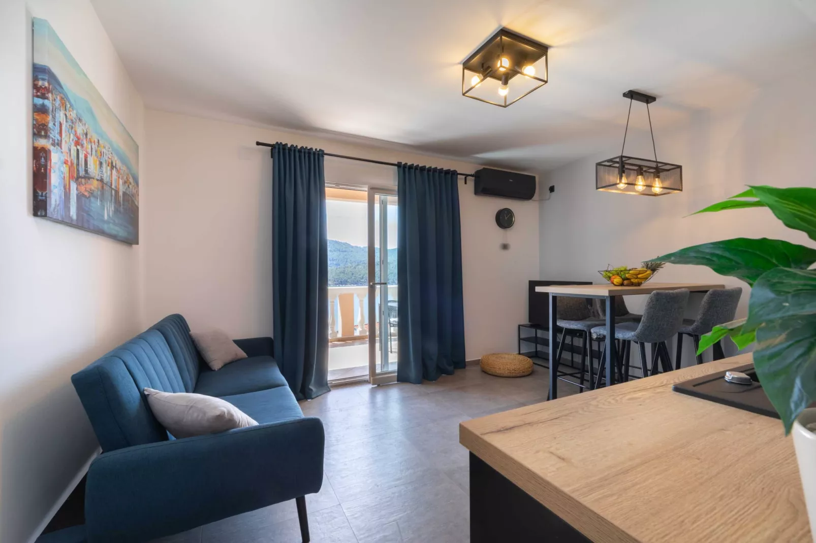 Holiday Home Diana - Five Bedroom House with Terrace and Sea View-Binnen