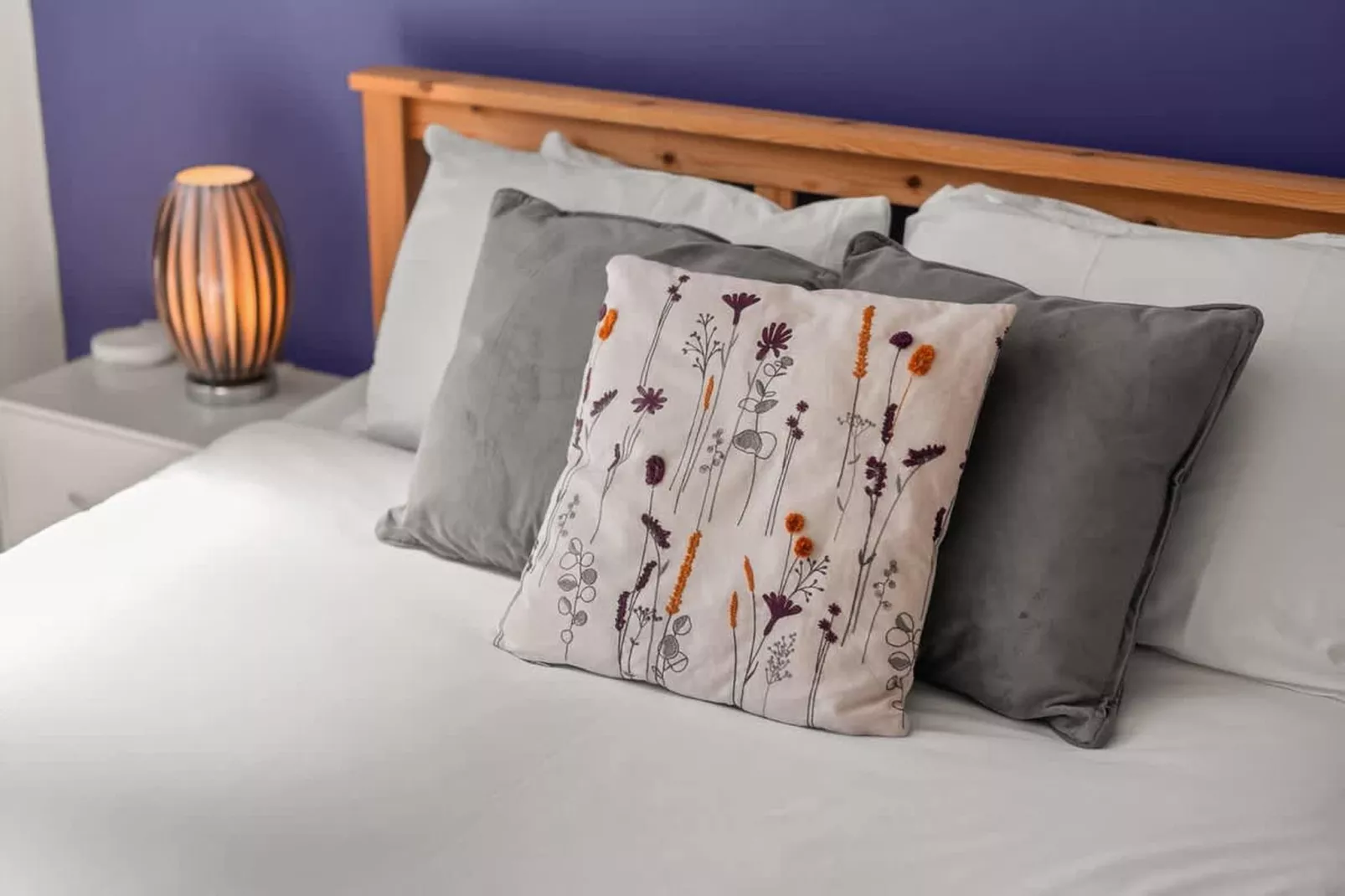 KT2 Gibbon Rd 94-Sfeer