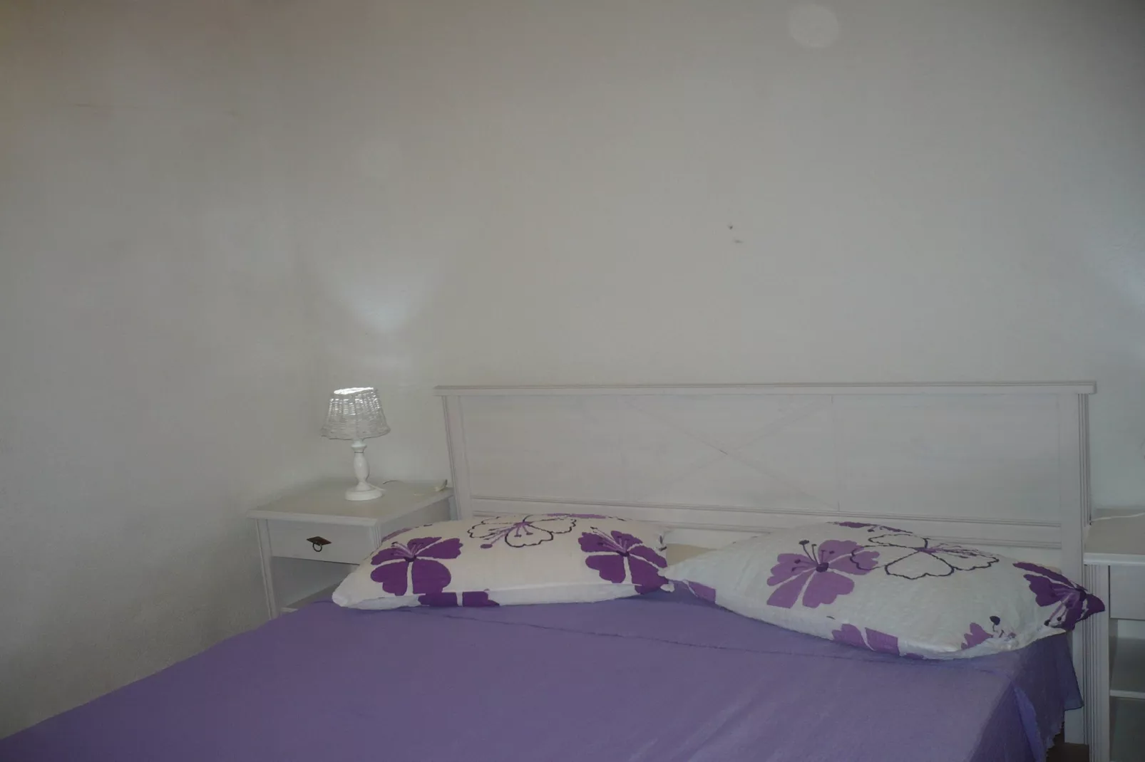 Stone House Mia - Two Bedroom Stone House with Terrace and Sea View-Slaapkamer