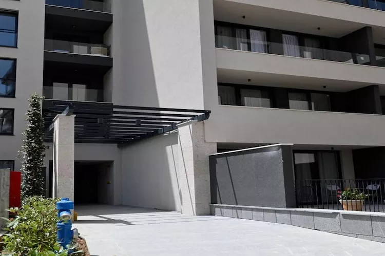 Boutique Apartment Petra - One Bedroom Apartment with Balcony-Buitenlucht