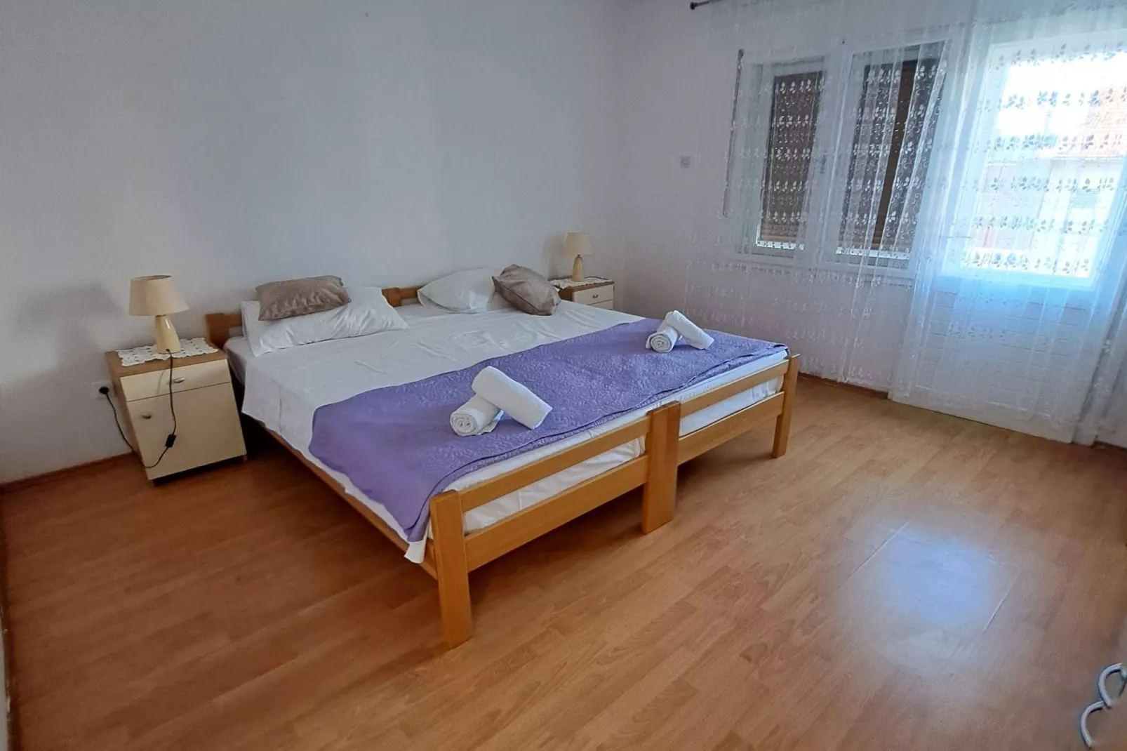 Apartment Marko (ST) - Three Bedroom Apartment with Balcony and Garden View-Slaapkamer