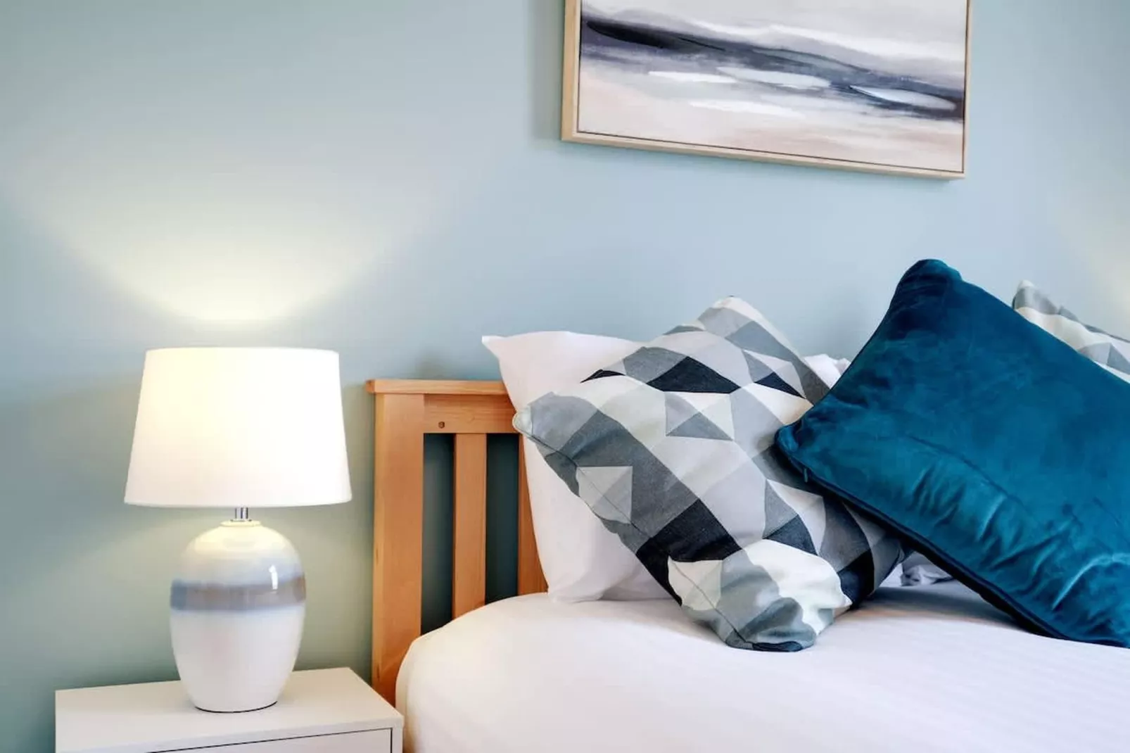 KT2 Gibbon Rd 94-Sfeer