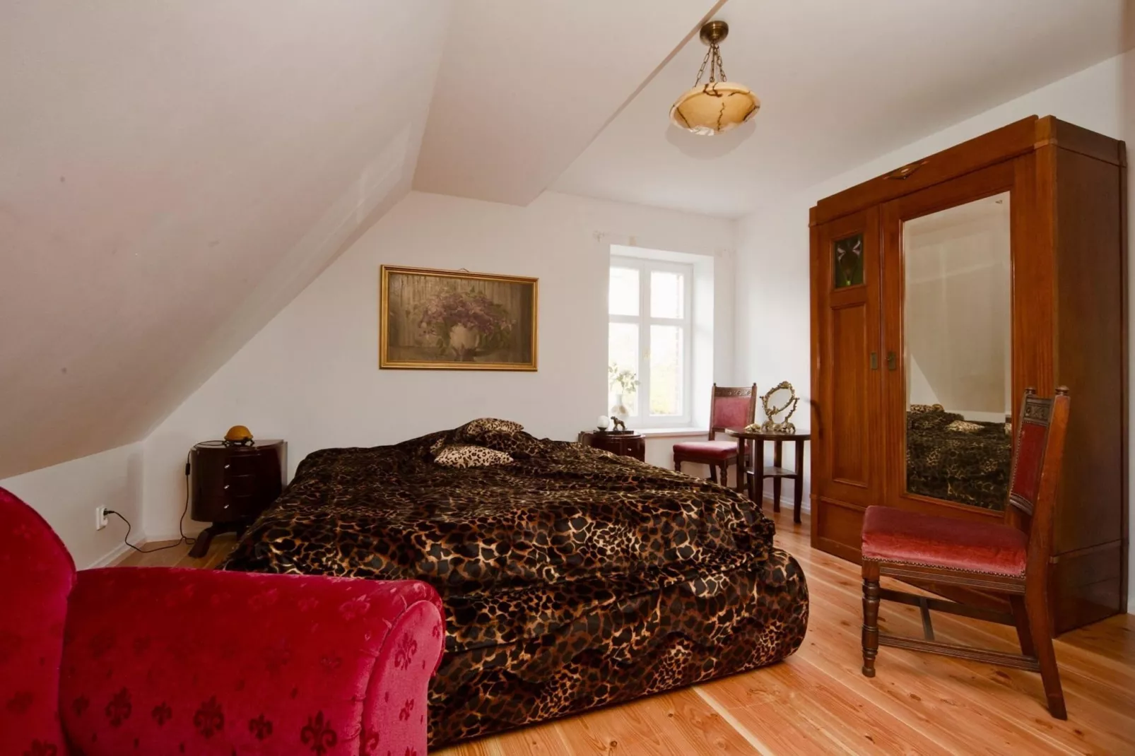 A historic manor by the sea - Slaapkamer