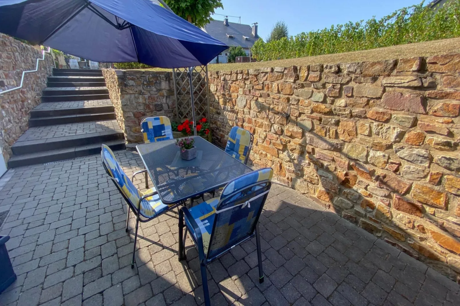 Weingut Justen-Kiebel - Terrasbalkon