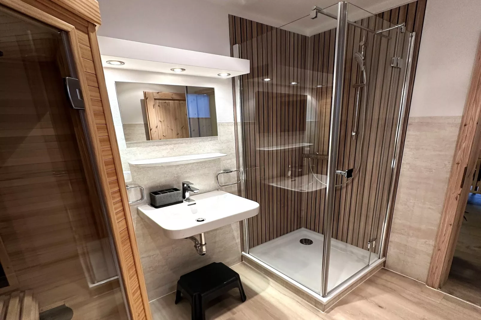 Doppelhaushälfte Dünenrose Glowe-DHH Dünenrose-Badkamer