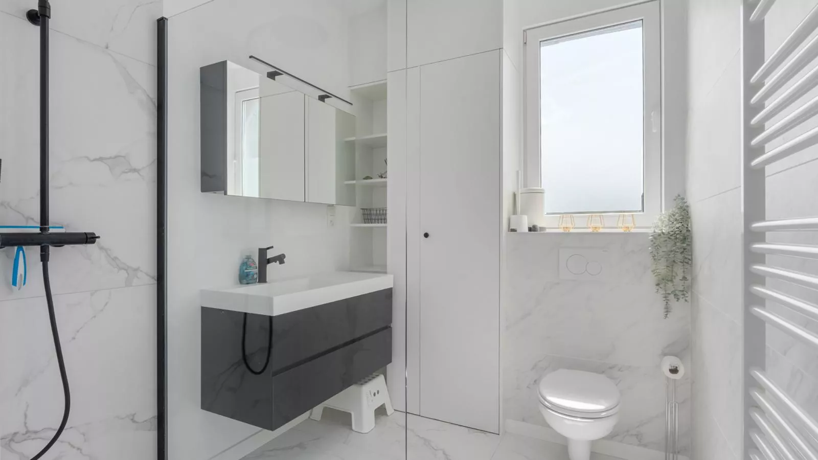 A. Ruzettelaan 39 - VER/2-Badkamer