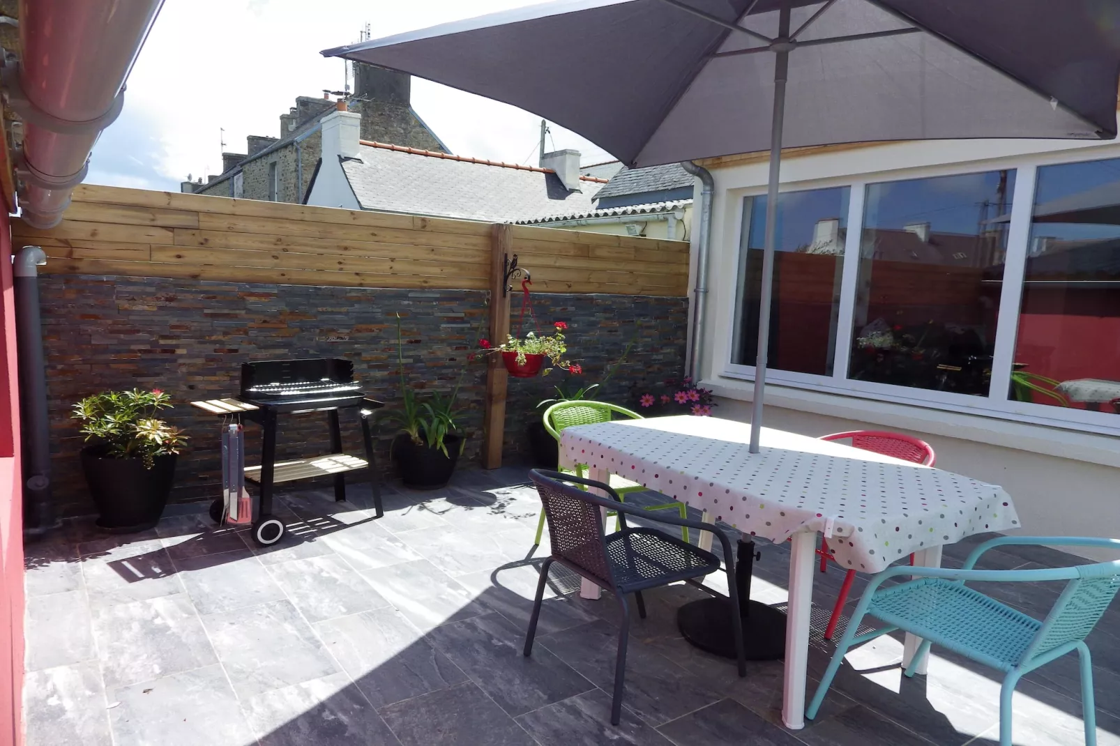 Doppelhaushälfte in St Pol de Leon-Terrasbalkon